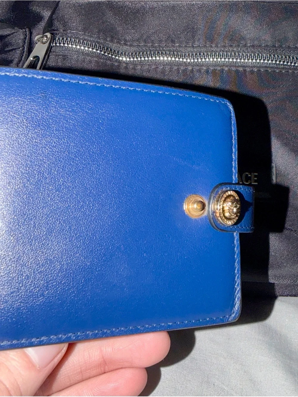Pre-Loved VERSACE Men’s Blue Wallet + Black Nylon Drawstring Backpack (Unused!)